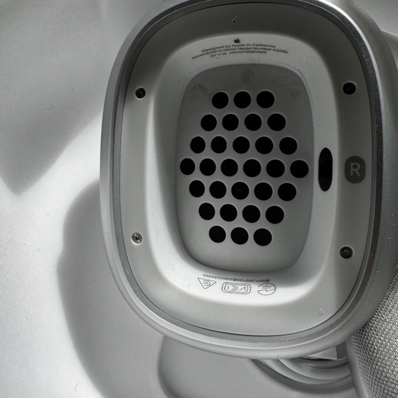 Airpod max - Picture 7 of 9